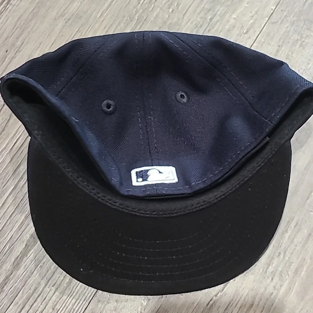 New Era New York Yankees 59FIFTY Fitted Hat Size 6